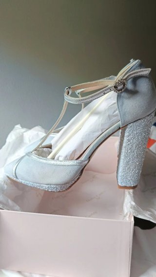 Zapatos de Novia de Raquel zapatos "Dulce Castro"