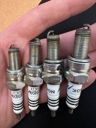 4 Bujías Iridio NGK CR10EIX