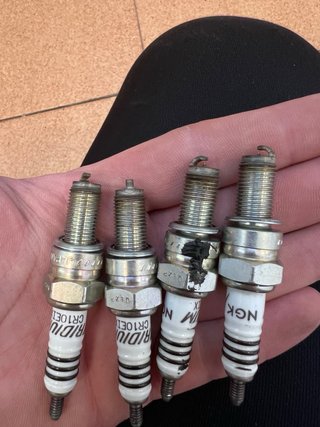 4 Bujías Iridio NGK CR10EIX