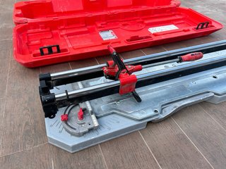 Cortadora de Baldosas RUBI TX-900 Profesional