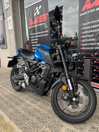 Honda CB125R ABS 4.635 km
