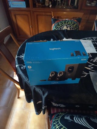 Logitech Z313 2.1 Subwoofer + Altavoces