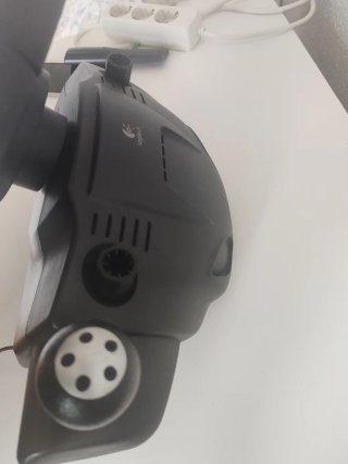 Consola PS3 Negra 2 mandos+ 8juegos+volante
