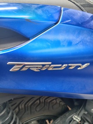 Yamaha Tricity 125cc Azul y Negro