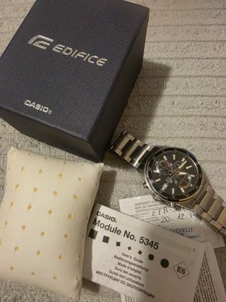 Reloj Casio Edifice WR 100M