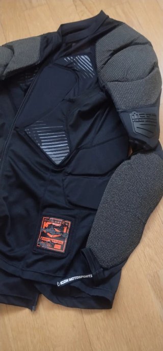 Peto integral ICON Field Armor Compression D3O