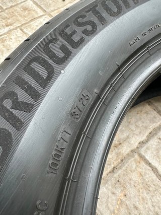 Neumáticos 215/60 R17 BRIDGESTONE