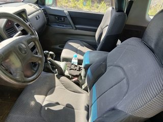 Mitsubishi Montero 2003