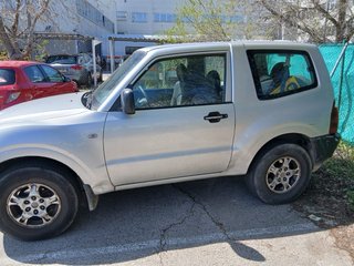Mitsubishi Montero 2003