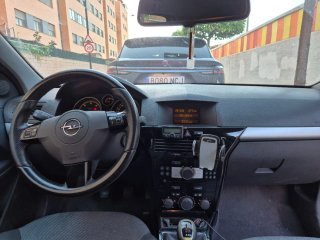 Opel Astra 2010