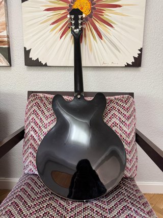 Guitarra eléctrica Epiphone Dot Negra ES-335