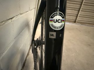 Bicicleta de carretera Giant Negra 2023