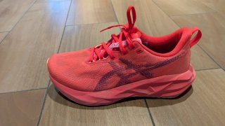 ASICS Novablast 5