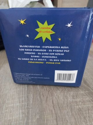 Libro infantil pulgarcito y Peter pan
