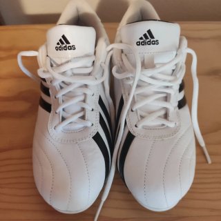 Zapatillas Adidas Mujer Blancas y Negras