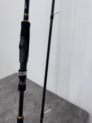 Caña Major Craft Crostage Hard Rock special 2,45m