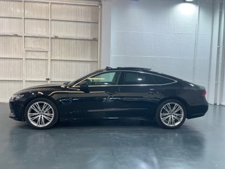 Audi A7 Sportback 50 TDI 210kW quattro triptron.
