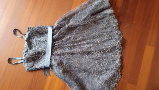 Vestido fiesta encaje gris Tapioca
