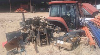 Tractor Fiatagri / New Holland G-210DT.