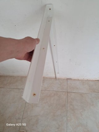 Escuadras para mesa