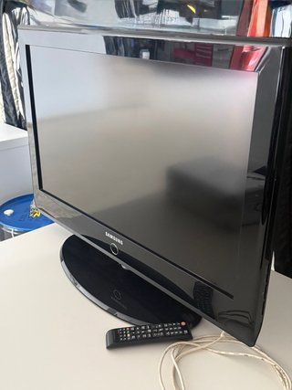 Televisor Samsung Negro estropeado