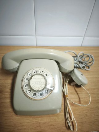 Teléfono antiguo de disco REBAJADO