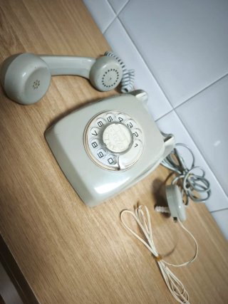 Teléfono antiguo de disco REBAJADO