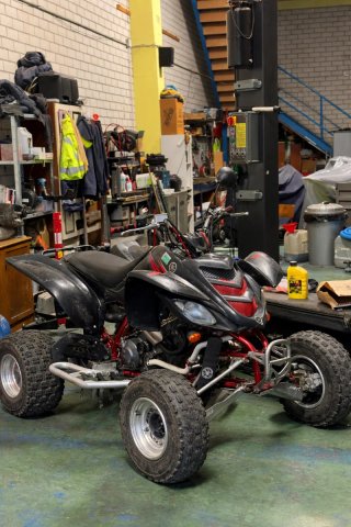 Yamaha Raptor 660 R Negro/Rojo