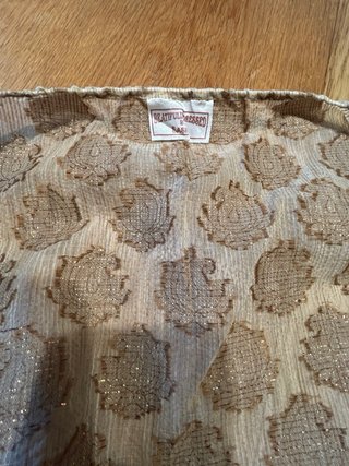 Blusa dorada vintage cuello ajustable T40
