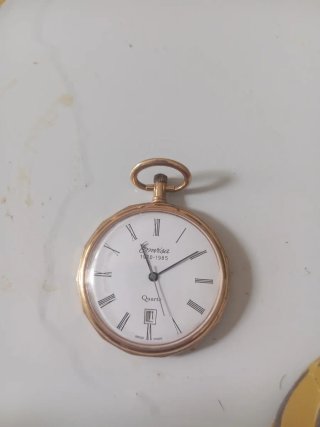 Reloj Emirsa Bañado en Oro