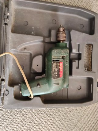 Taladro Bosch 400W