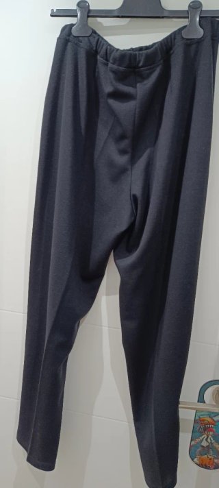 Pantalón de punto negro