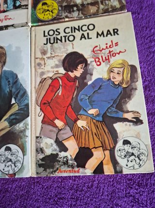 Libros juveniles de la colección LOS CINCO