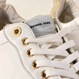 Zapatillas Michael Kors Blancas y Doradas