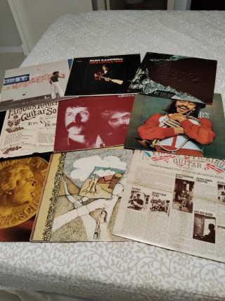 80 vinilos ,hay de todo ideal para mercadillo
