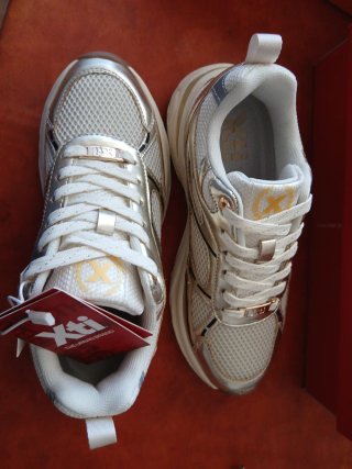 Zapatillas Xti Lace-up Deportivas Doradas