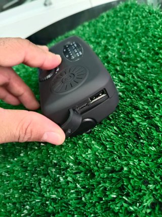Radio Portátil Pequeño - linterna - powerbank .