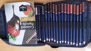 120 Lápices de Colores Castle Art + Estuche