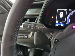 Lexus UX 2.0 300h UX Plus