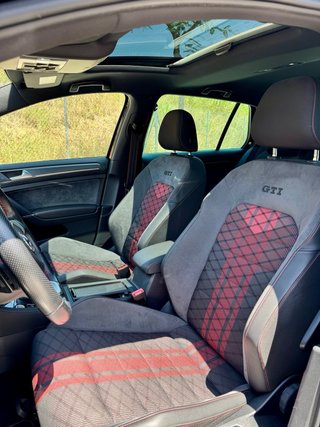 Volkswagen Golf GTI 7.5 TCR 290CV 2.0TSI Akrapovič