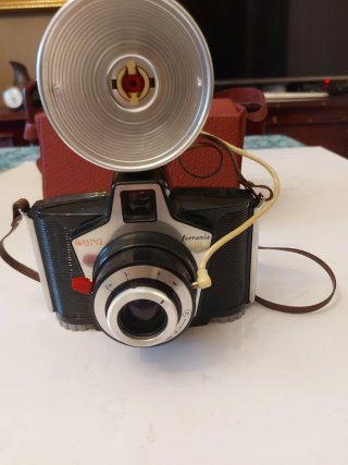 Ferrania Eura 1959 + Flash + Custodia