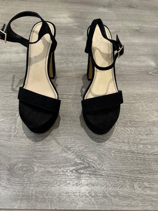 Sandalias Mari Paz Tacón Plataforma Negras