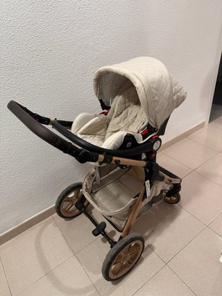 Cochecito bebé y capazo color beige