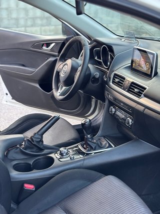 Mazda 3 2014