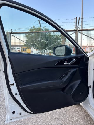 Mazda 3 2014