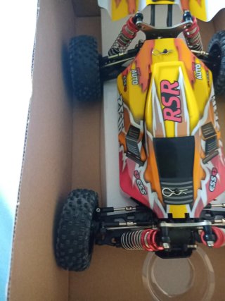 Coche RC WLtoys 144010
