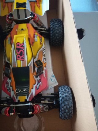Coche RC WLtoys 144010