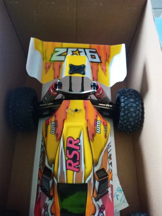 Coche RC WLtoys 144010