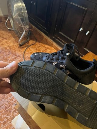 Zapatillas negras con encaje zara 1 uso