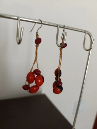 Pendientes largos hechos a mano